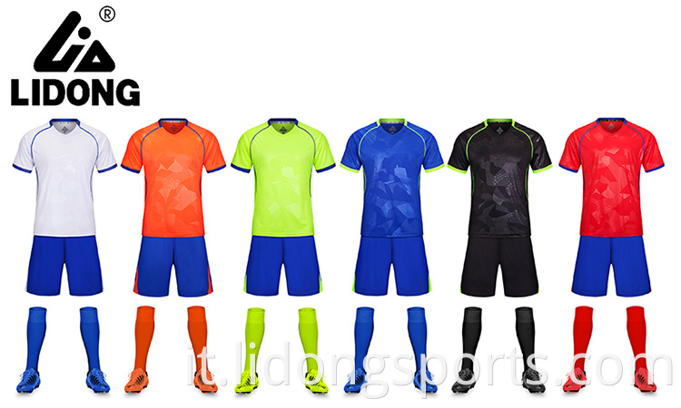 Nuovo design intero set di maglietta da maglia da calcio su logo personalizzato da calcio Sumpated Soccer Jersey per l'ingrosso